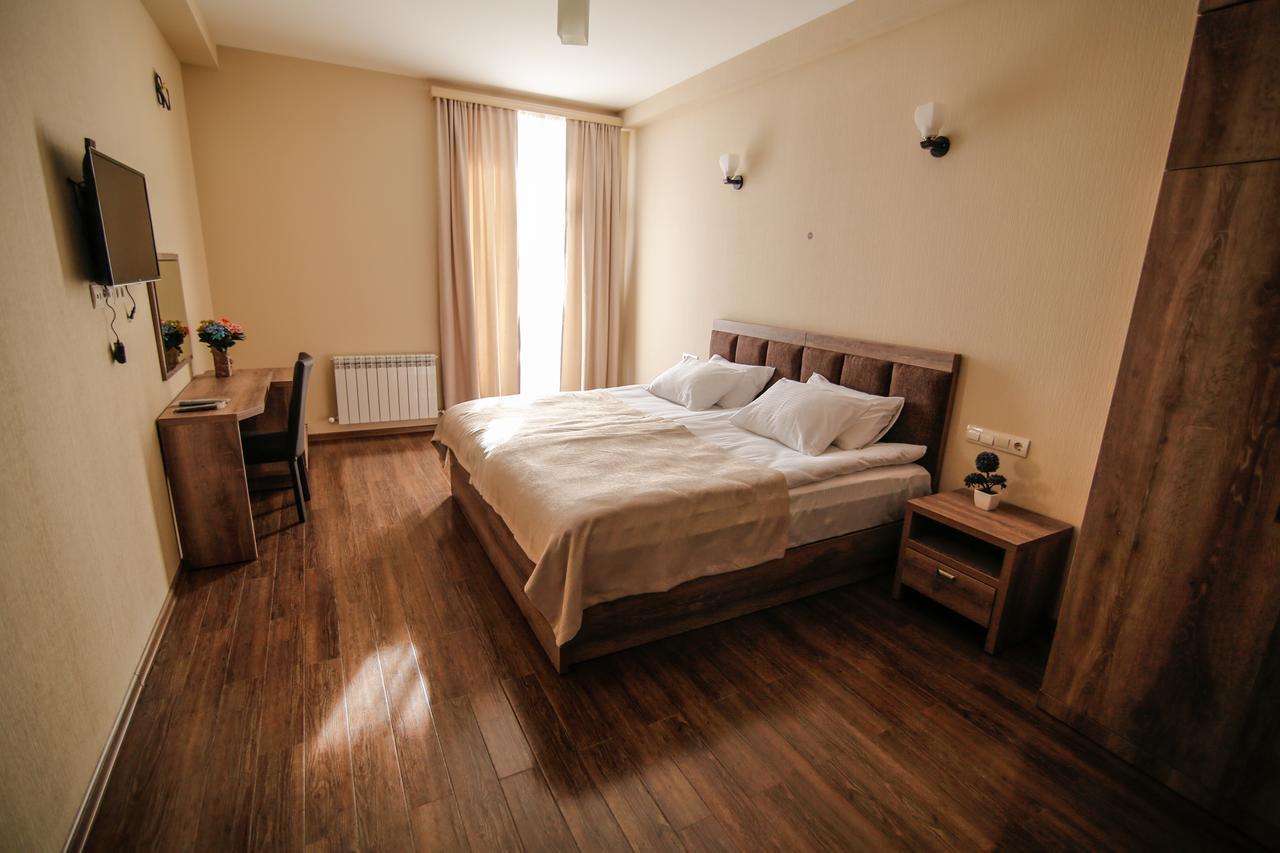 Hills Hotel 第比利斯 外观 照片