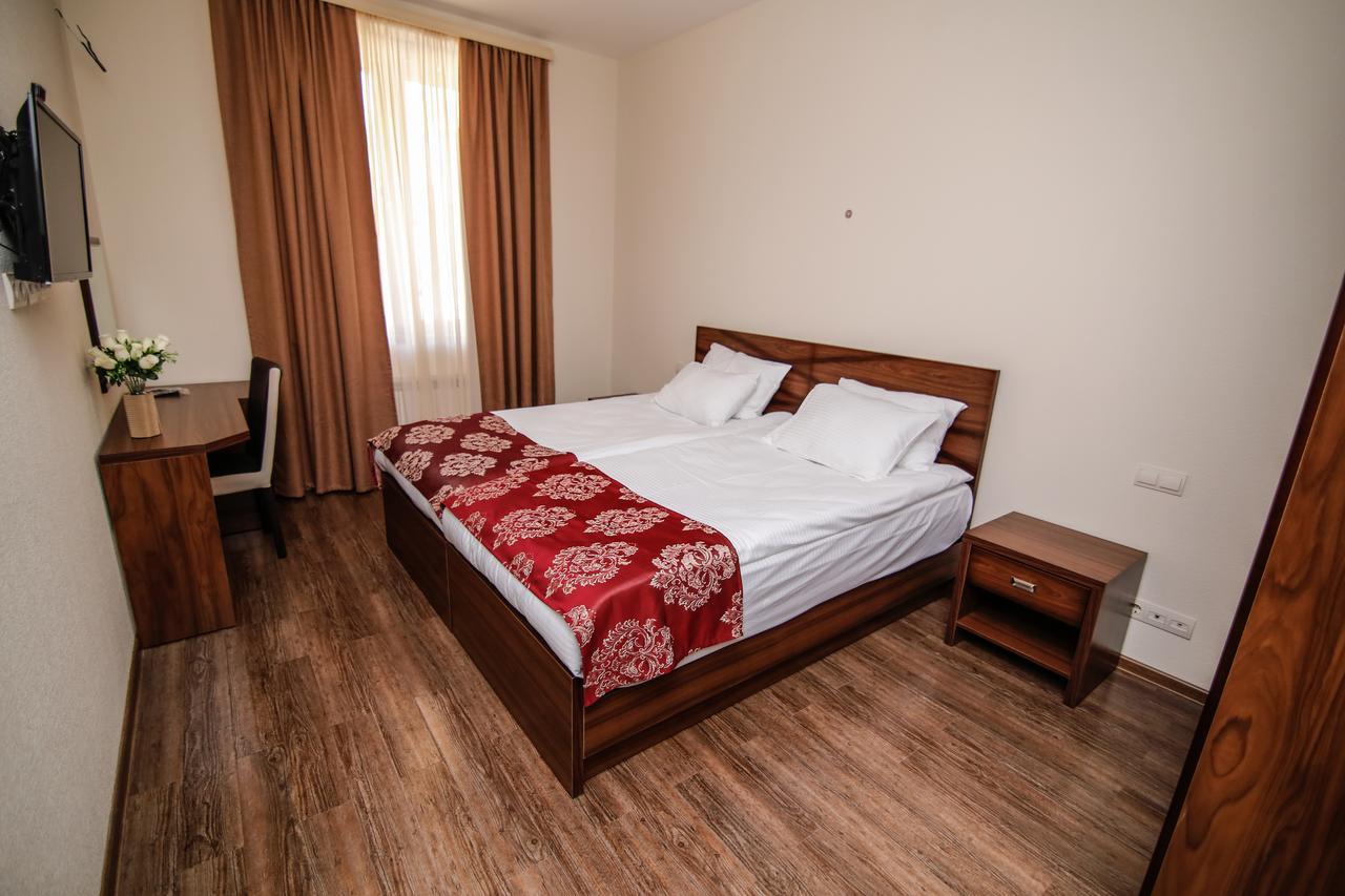 Hills Hotel 第比利斯 外观 照片